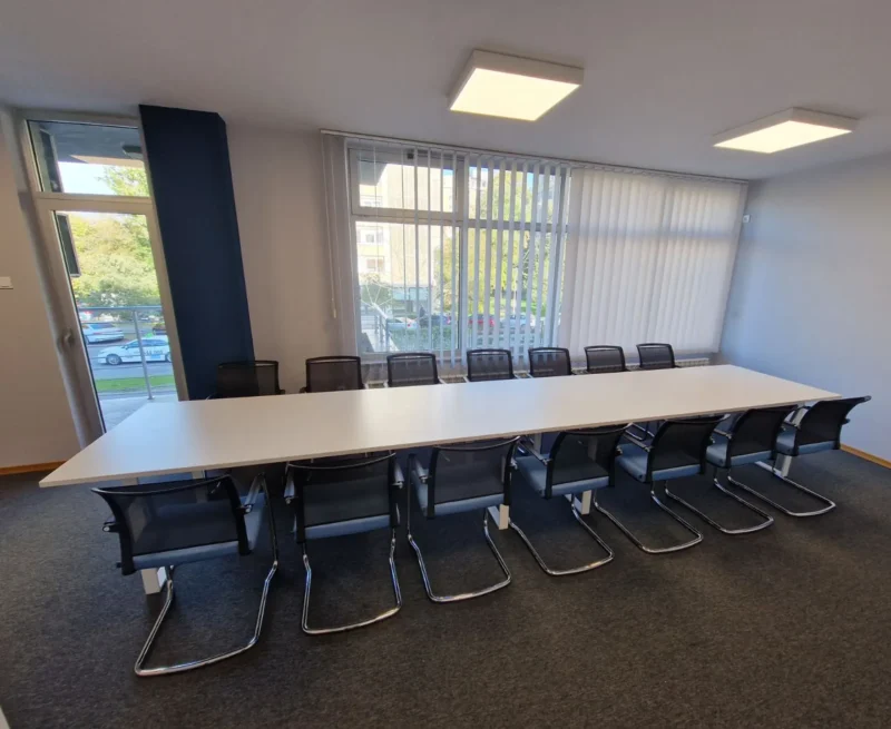 Konferencijski sto za sastanje