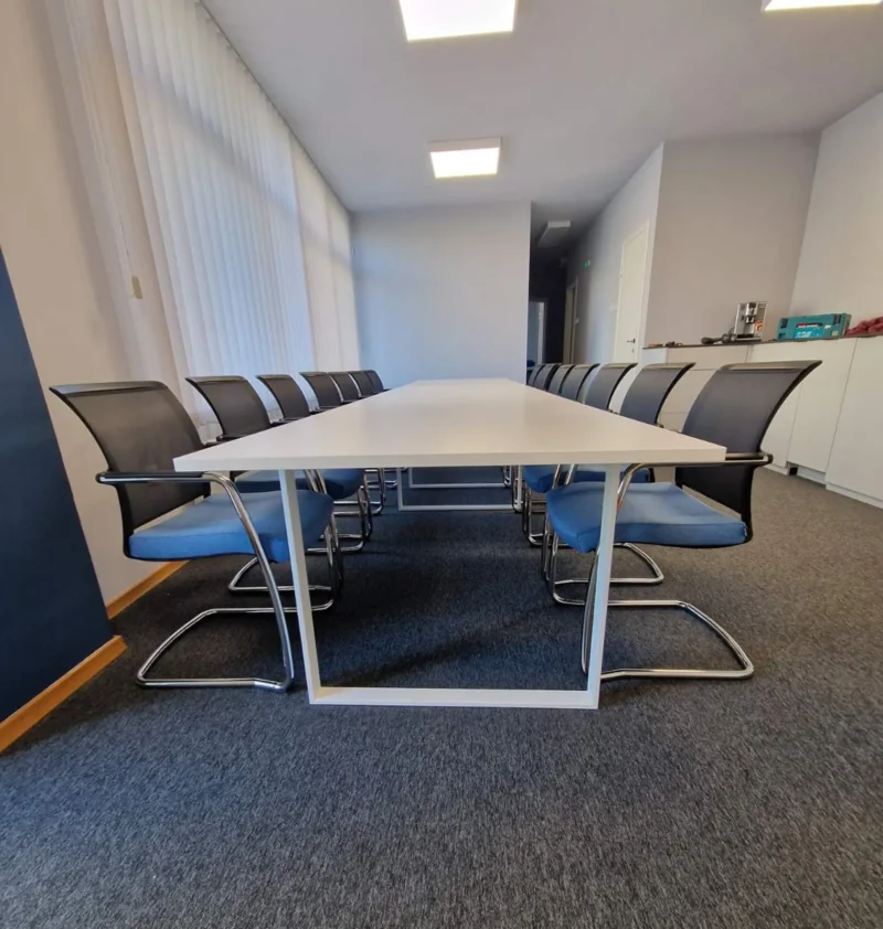 Konferencijski sto za sastanke